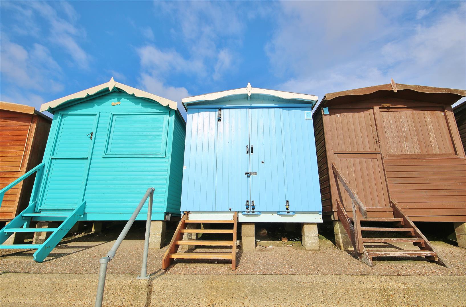 High Wall, FrintonOnSea Sheen's